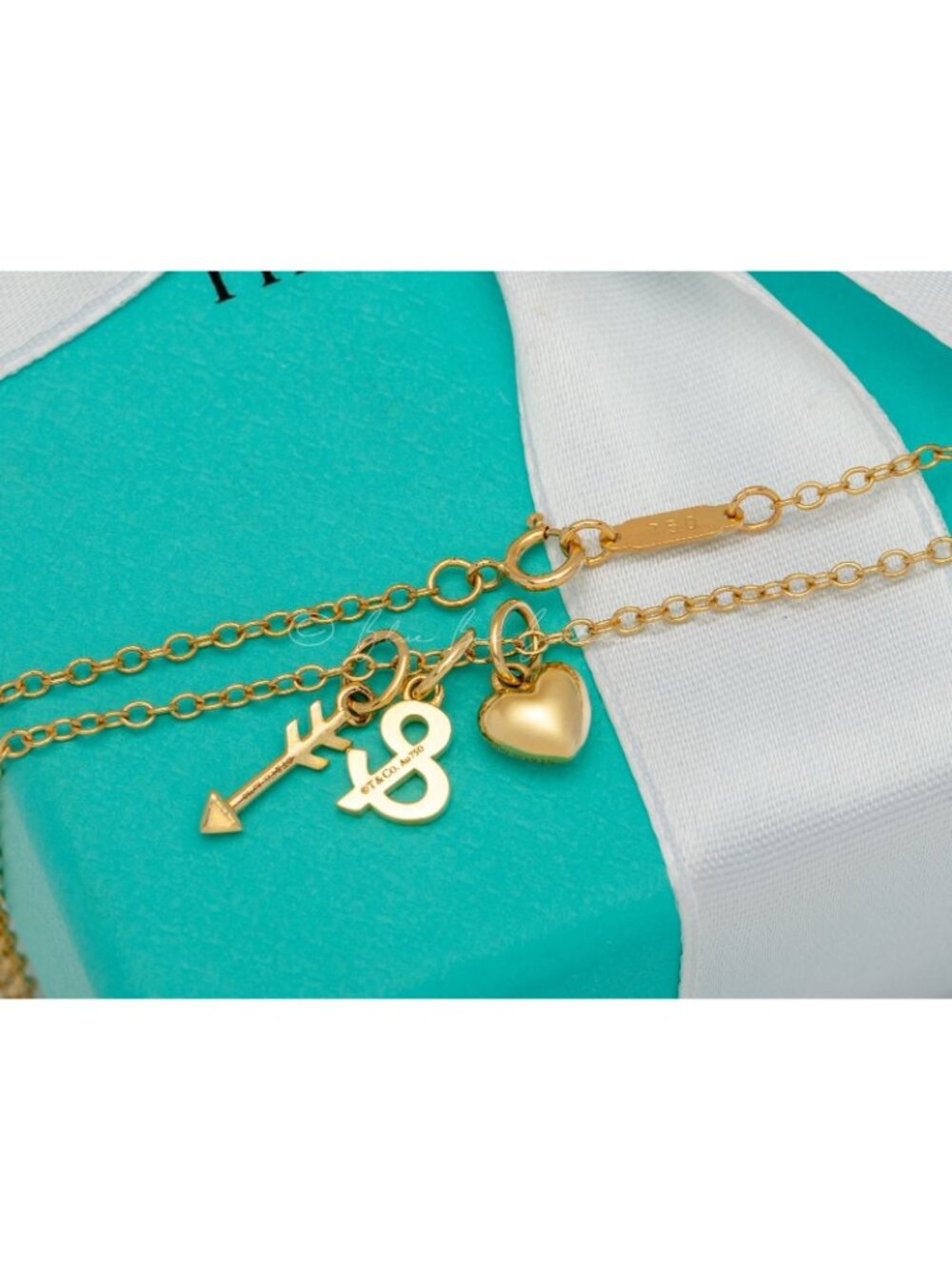 Tiffany & Co 18k Gold Necklace Rare "Heart & Arrow" 3-Charm Pendant on 16" Chain - Picture 2 of 5